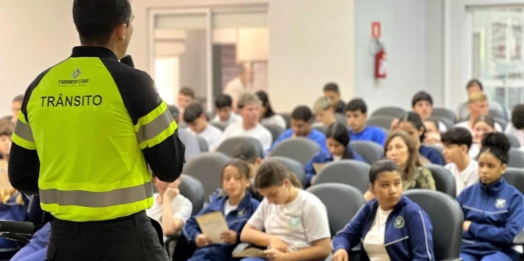 Santa Helena promove palestra sobre o uso consciente de patinetes e bicicletas elétricas