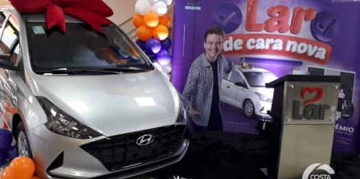 Santa-helenense fatura mobília completa para casa e automóvel 0 quilômetros