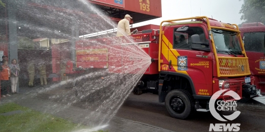 São Miguel do Iguaçu: Corpo de Bombeiros recebe nova viatura de combate a incêndios