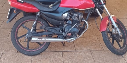 São Miguel do Iguaçu: Motocicleta estrangeira com irregularidades é apreendida durante patrulhamento