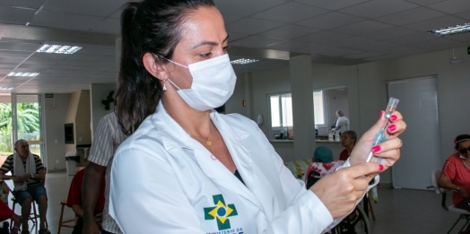 Secretaria de Saúde  de Medianeira emite Nota Oficial sobre vacinação contra a Covid-19
