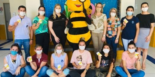 Sicredi e Secretaria de Educação de Santa Helena comemoram projetos de educação