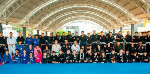 SMI: Escola de Artes Marciais promove grande evento de graduação de Jiu-Jitsu na Rua Coberta