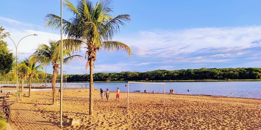 Temporada de Verão atrai turistas da região para o Balneário Jacutinga