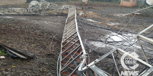 Temporal derruba torre de transmissão da Costa Oeste 93,3 FM em Santa Helena