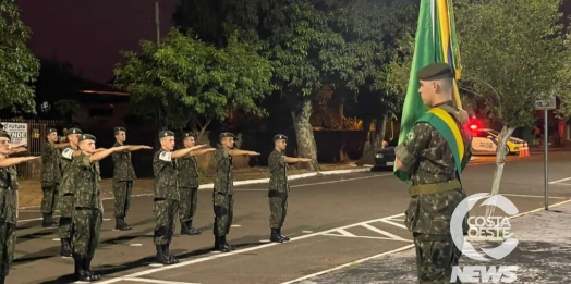 Tiro de Guerra realiza formatura em comemoração ao Dia do Soldado