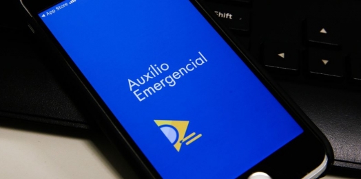 Trabalhadores nascidos em abril podem sacar auxílio emergencial