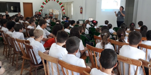 Trabalho a campo e interação com escolas são estratégias para brecar dengue em Santa Helena