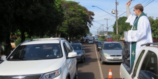 Tradicional benção dos carros em Honra a São Cristóvão acontecerá neste domingo (25) em Santa Helena
