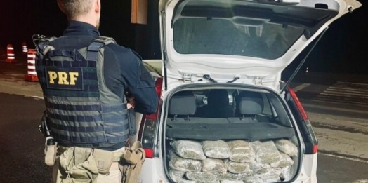 Traficante é preso com 57 kg de maconha na BR 277