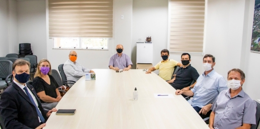 UTFPR e administração de Medianeira conversam sobre parcerias