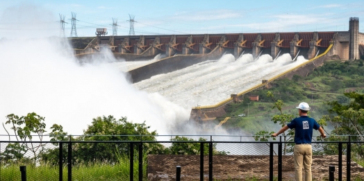 Vertedouro de Itaipu deve fechar nesta segunda-feira (3)