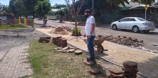 Vice-prefeito de Missal acompanha obras no Bairro Jardim Gramado
