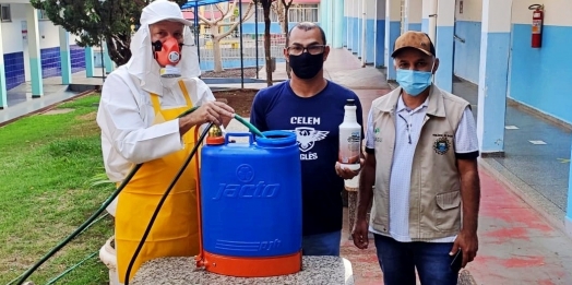 Vigilância em Saúde orienta processo de sanitização das escolas municipais de Itaipulândia