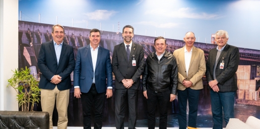 Visita de governador do Mato Grosso do Sul estreita laços do estado com Itaipu