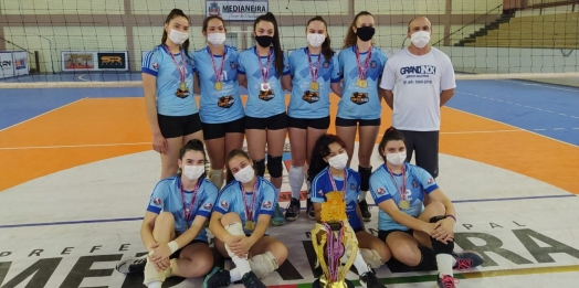 Vôlei feminino de Medianeira conquista 1ª etapa da XXIV Copa Integração