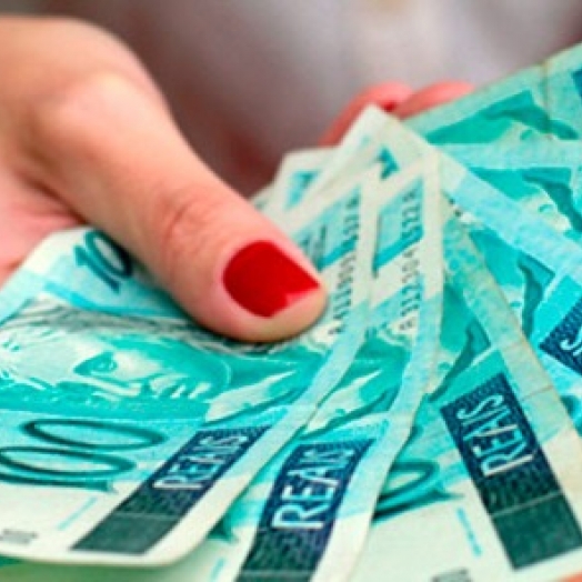 94,6% da população está endividada no PR; parceria entre Procon-PR e Febraban promove educação financeira