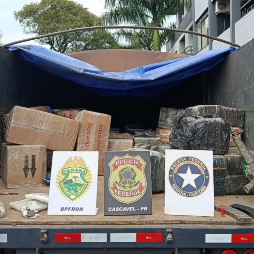 Ação integrada entre BPFRON, PF e RFB resulta na apreensão de quase 2 toneladas de drogas