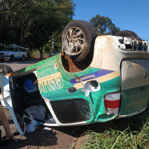 Acidente entre veículos deixa um ferido na PR 495 em Santa Helena