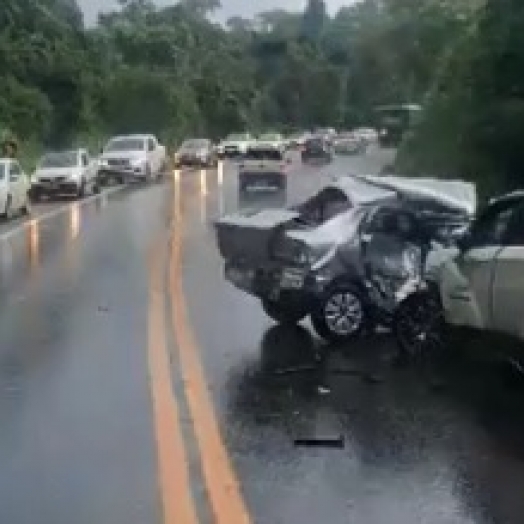 Acidente grave em Céu Azul deixa um morto e três feridos