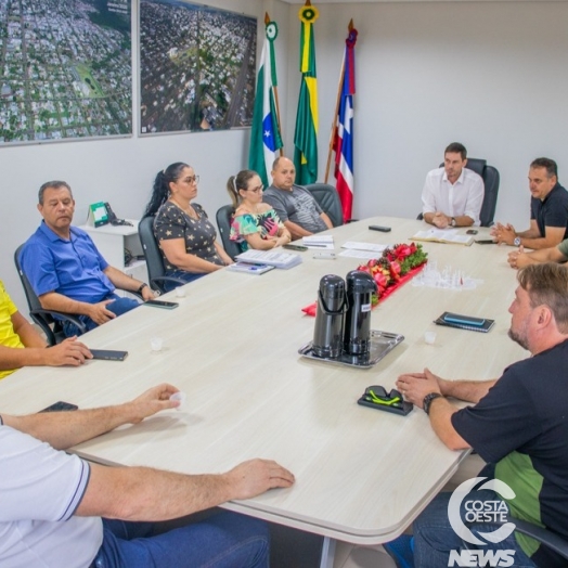 Administração recebe entidades Lar dos Idosos, Amedef e Recanto Parque Iguaçu