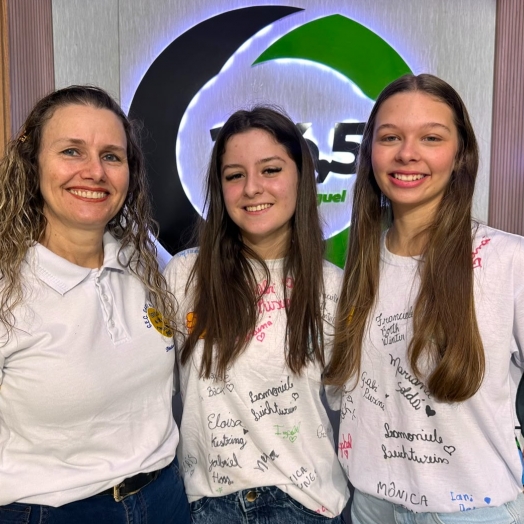 Alunas do Colégio Estadual de Santa Rosa destacam dedicação e disciplina em conquista no IDEB