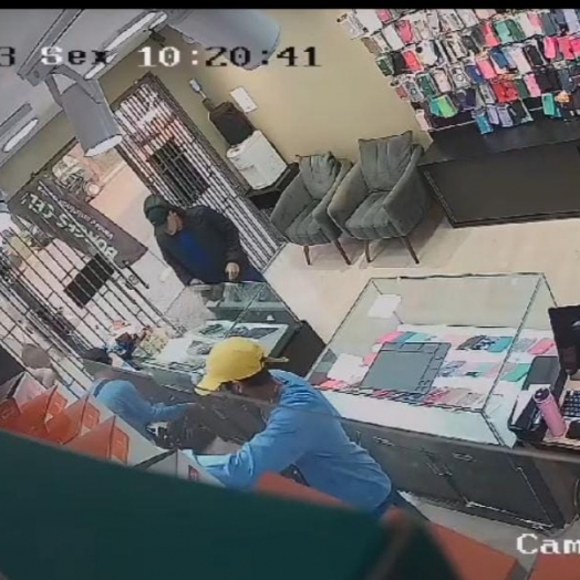 Assalto à loja Borges Cell em São Miguel do Iguaçu: quatro homens roubam dinheiro e produtos eletrônicos