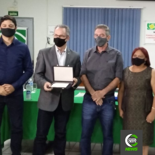 Associação Comercial e empresarial de Guaíra realiza posse da nova diretoria