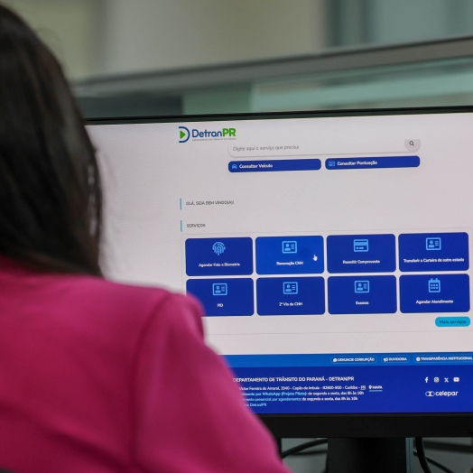 Aulas EaD, nova biometria e CNH digital: Detran-PR torna habilitação mais acessível em oito anos