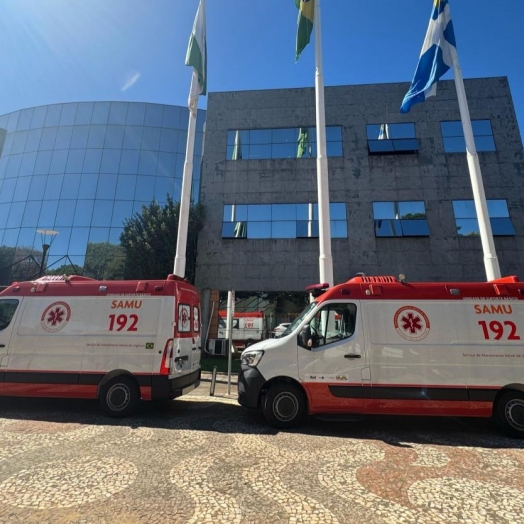 Base do SAMU em Santa Helena recebe duas novas ambulâncias com tecnologia atualizada