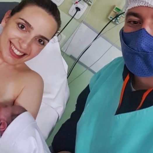 Bebê nasce em carro à caminho de hospital em Foz do Iguaçu