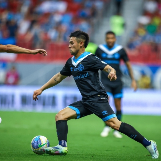 Botafogo empata com Grêmio e vê vantagem diminuir no Brasileiro