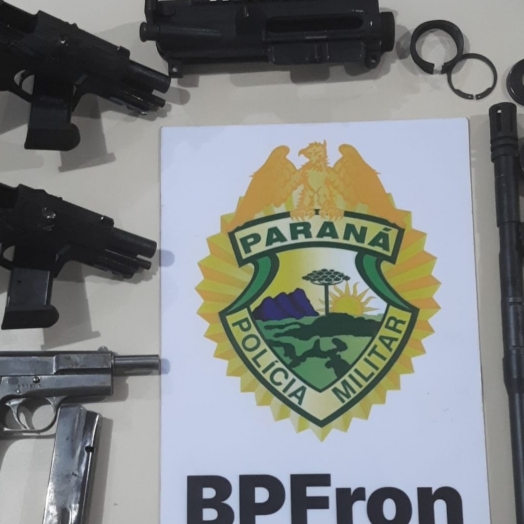 BPFRON apreende armas de fogo em Medianeira