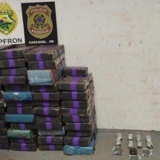 BPFRON apreende Blazer com quase uma tonelada de droga em Diamante do Oeste
