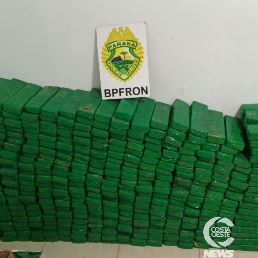 BPFRON apreende carro carregado com 310,400 kg de maconha em Santa Helena