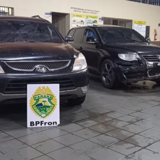 BPFRON apreende carros carregados com cigarros contrabandeados em Guaíra