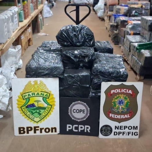 BPFRON, PF e PC apreendem 379kg de maconha em Foz do Iguaçu