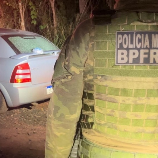 BPFRON recupera veículo roubado após confronto armado em Santa Terezinha de Itaipu