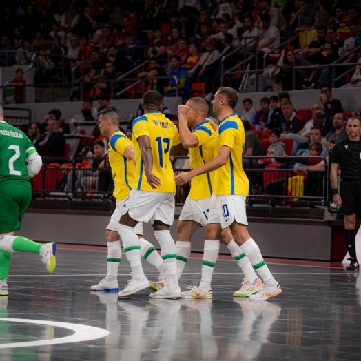 Brasil enfrenta Holanda em amistoso de futsal em Santa Helena