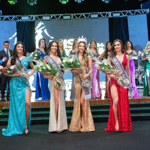 Bruna Amanda Seitz é eleita Miss Medianeira 2024
