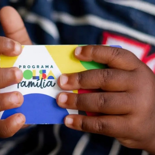 Caixa paga Bolsa Família a beneficiários com NIS de final 4