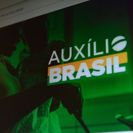 Caixa paga hoje Auxílio Brasil a beneficiários com NIS final 7