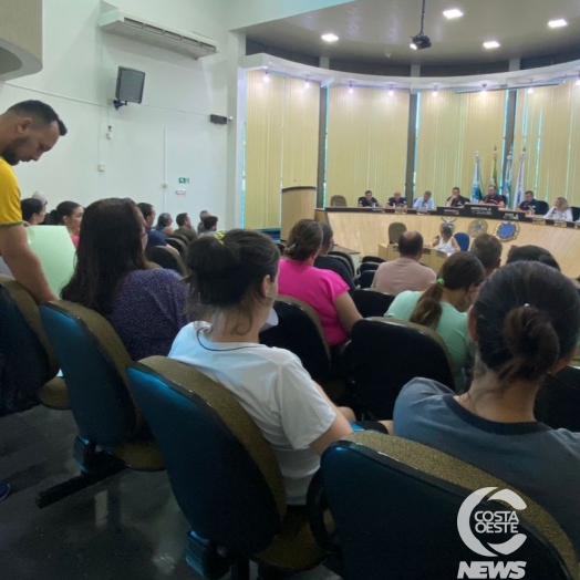 Câmara de São Miguel do Iguaçu aprova projetos polêmicos em sessão tumultuada