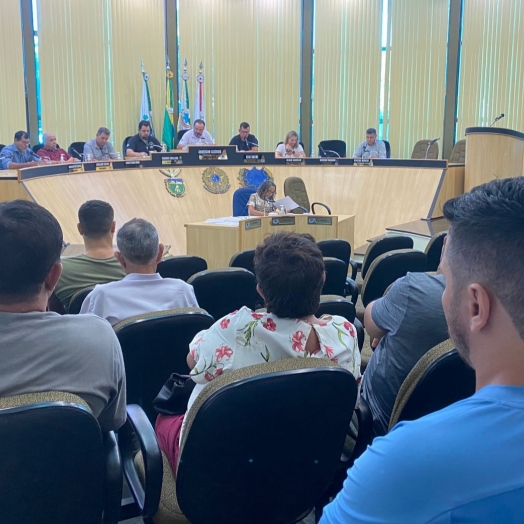 Câmara Municipal de São Miguel do Iguaçu Propõe Equiparação Salarial entre Motoristas e Operadores