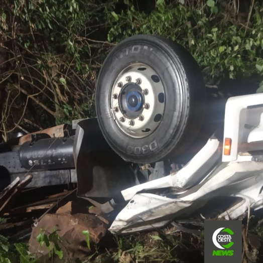 Caminhoneiro morre em acidente na PR 317, entre Luz Marina e Ouro Verde do Oeste
