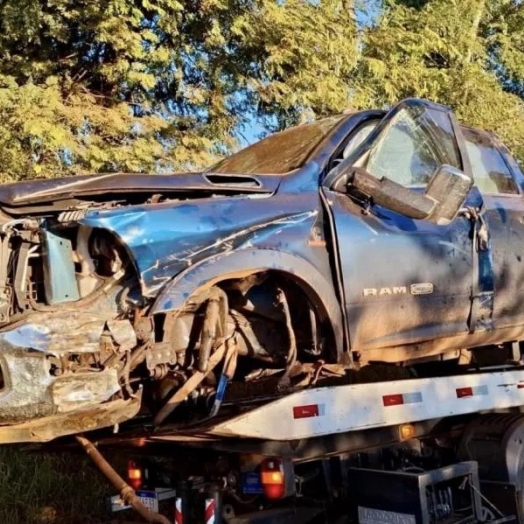 Cantor Baitaca, sofreu acidente de trânsito na noite deste domingo (2)