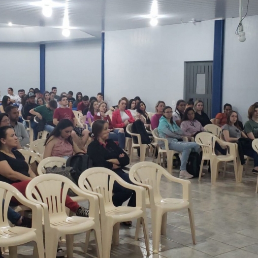 CAPS e Uniguaçu promovem palestra alusiva ao Setembro Amarelo