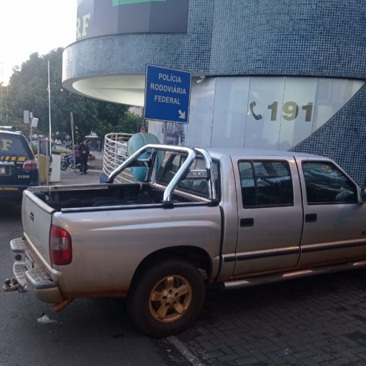 S10  furtada em Serranópolis do Iguaçu é recuperada pela PRF na Ponte da Amizade