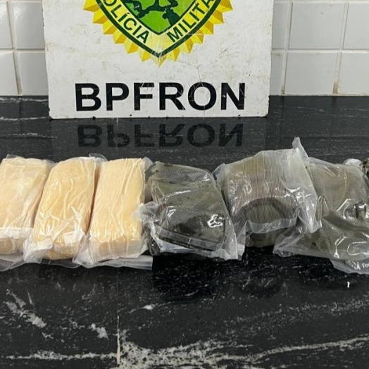 Casal é preso com drogas em Céu Azul