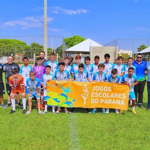Colégio Estadual Costa e Silva de Itaipulândia conquista segundo lugar na fase Macrorregional dos Jogos Escolares do Paraná